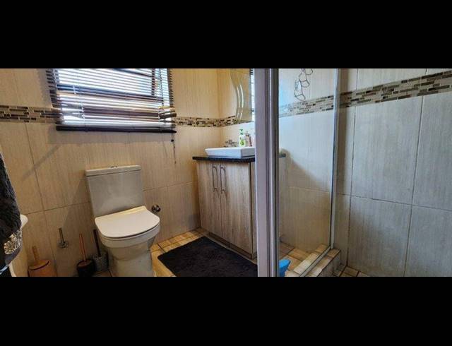 3 BEDROOM HOUSE FOR SALE IN NEWMARKET